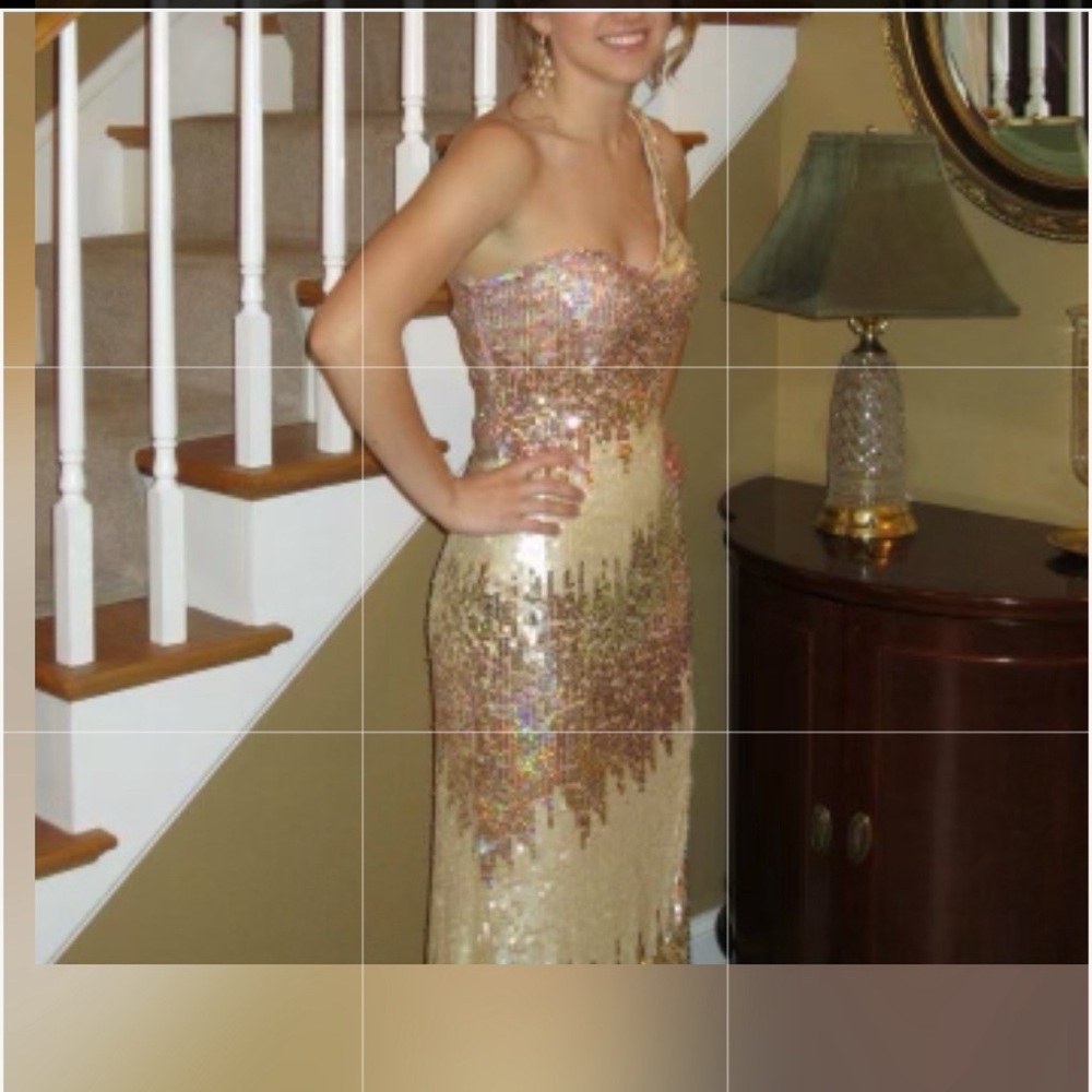 Prom dress off shoulder,